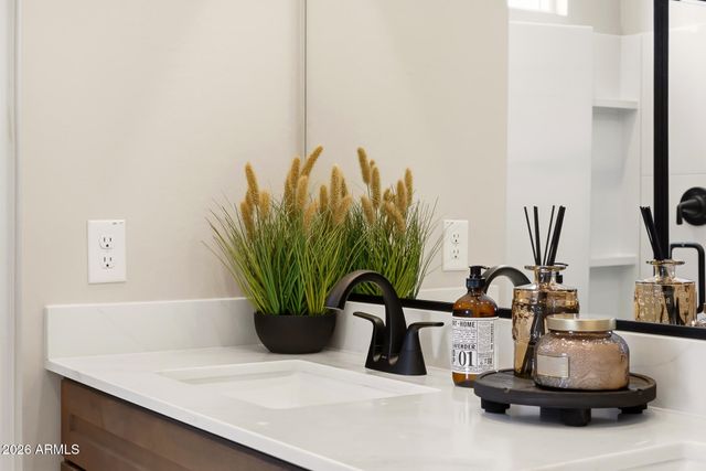 17508 W SOUTHGATE Avenue, Goodyear, AZ 85338