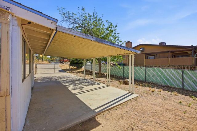 7798 Acoma Trail, Yucca Valley, CA 92284