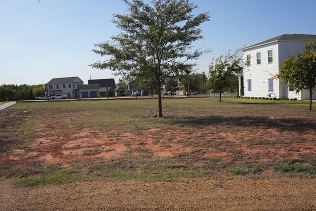 18459 Boardwalk Crossing, Norman, OK 73072