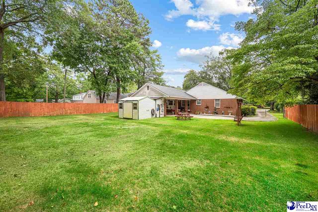 560 W Carolina Avenue, Hartsville, SC 29550