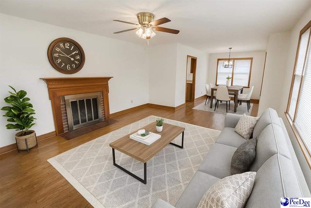 560 W Carolina Avenue, Hartsville, SC 29550