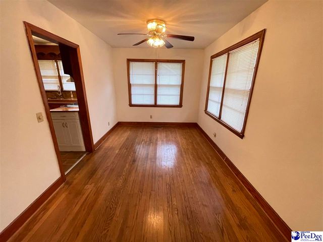 560 W Carolina Avenue, Hartsville, SC 29550