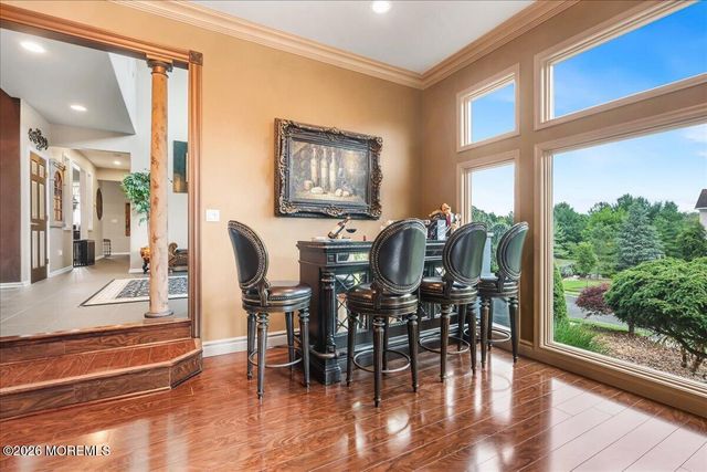 9 Landmark Lane, Marlboro, NJ 07746