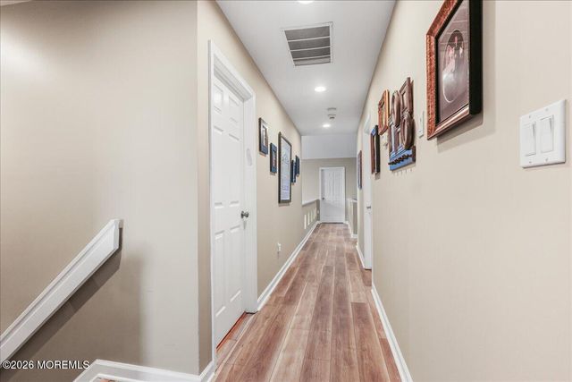 9 Landmark Lane, Marlboro, NJ 07746