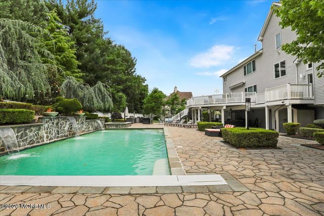 9 Landmark Lane, Marlboro, NJ 07746