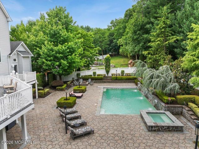 9 Landmark Lane, Marlboro, NJ 07746