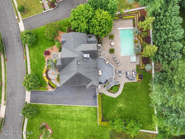 9 Landmark Lane, Marlboro, NJ 07746