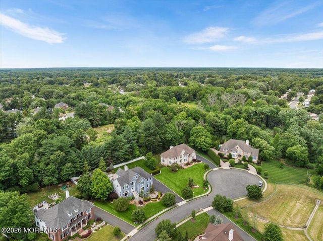9 Landmark Lane, Marlboro, NJ 07746