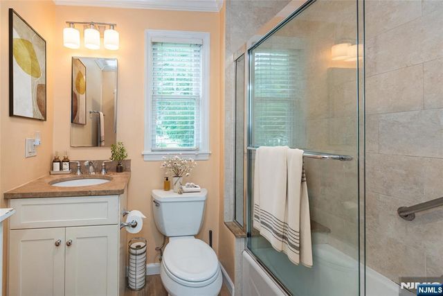 428 Mountain View Road, Englewood, NJ 07631