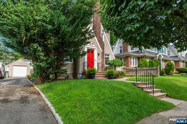 428 Mountain View Road, Englewood, NJ 07631