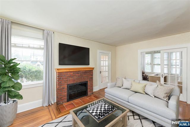 428 Mountain View Road, Englewood, NJ 07631