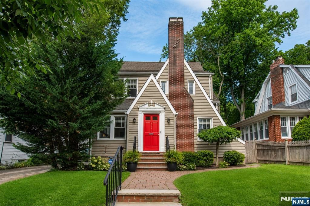 428 Mountain View Road, Englewood, NJ 07631