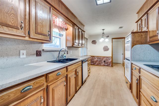 1403 Ivywood Drive, Flower Mound, TX 75028