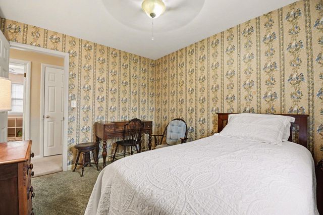 694 68th Street Sw, Byron Twp, MI 49315