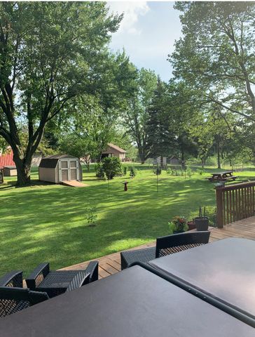 694 68th Street Sw, Byron Twp, MI 49315