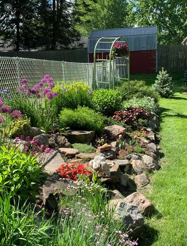 694 68th Street Sw, Byron Twp, MI 49315