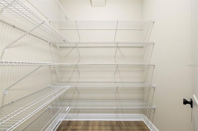 213 W GIDDENS AVENUE, Tampa, FL 33603