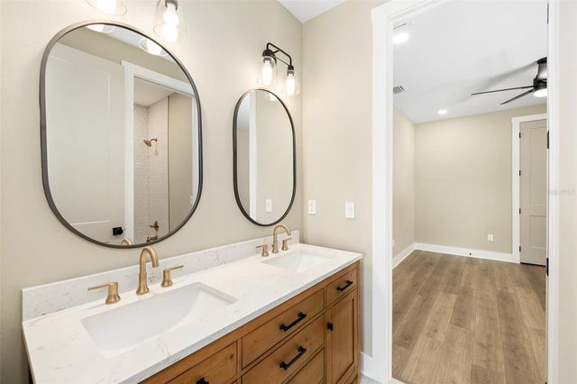 213 W GIDDENS AVENUE, Tampa, FL 33603