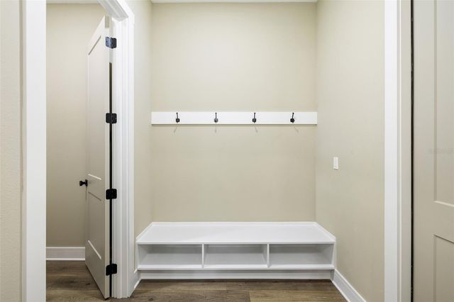 213 W GIDDENS AVENUE, Tampa, FL 33603