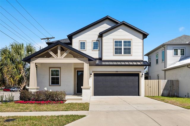 213 W GIDDENS AVENUE, Tampa, FL 33603