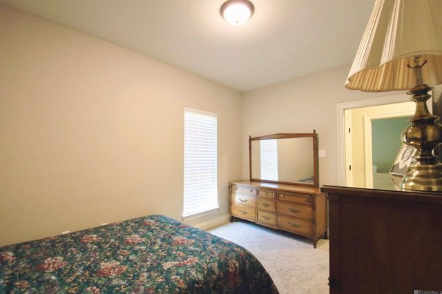 14482 Bon Dickey Dr, Baton Rouge, LA 70818