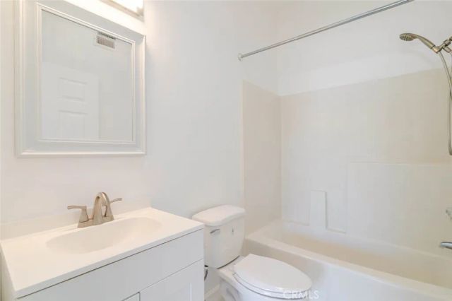 9920 Jordan Avenue 9, Chatsworth, CA 91311