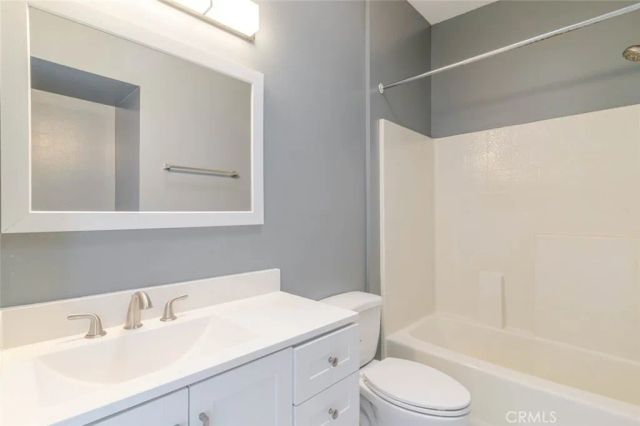 9920 Jordan Avenue 9, Chatsworth, CA 91311