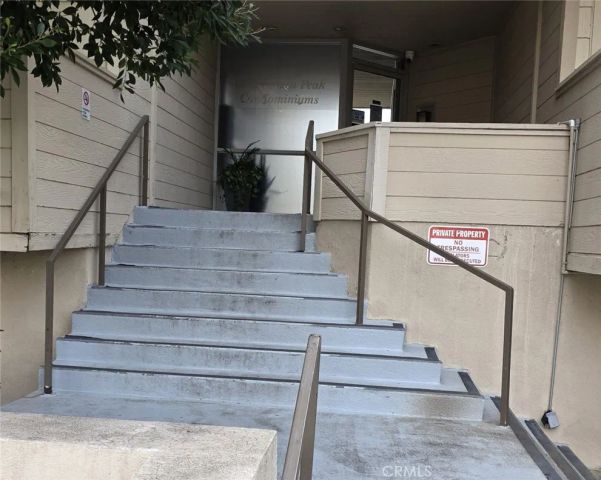 9920 Jordan Avenue 9, Chatsworth, CA 91311