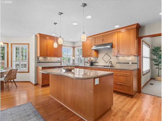 20515 Sw KAWANDA Ct, Tualatin, OR 97062