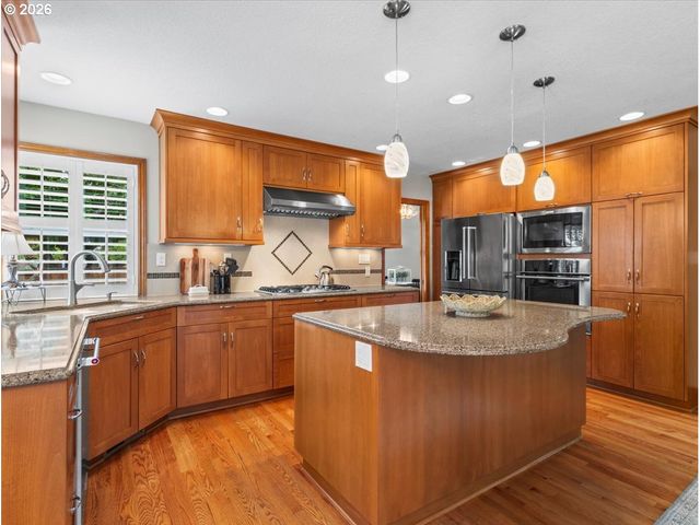 20515 Sw KAWANDA Ct, Tualatin, OR 97062