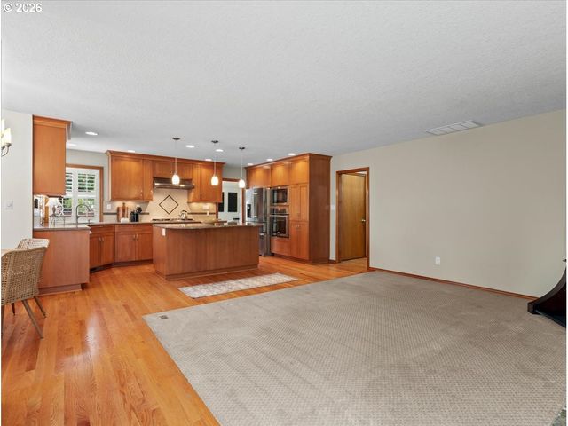 20515 Sw KAWANDA Ct, Tualatin, OR 97062