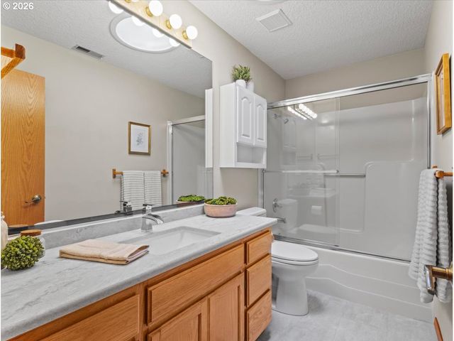 20515 Sw KAWANDA Ct, Tualatin, OR 97062