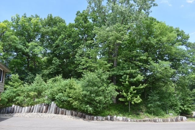 5500 Rowland Road, Minnetonka, MN 55343