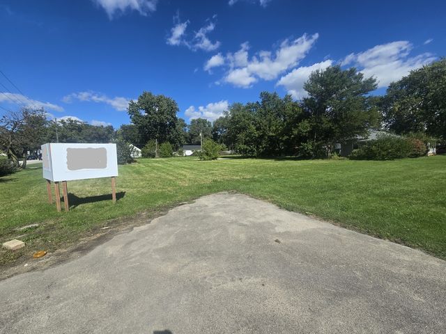 934 S Cedar Road, New Lenox, IL 60451
