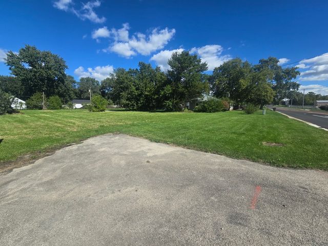 934 S Cedar Road, New Lenox, IL 60451
