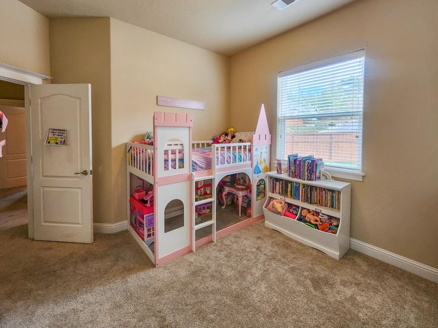 2568 SE Coriander Way, Grants Pass, OR 97527