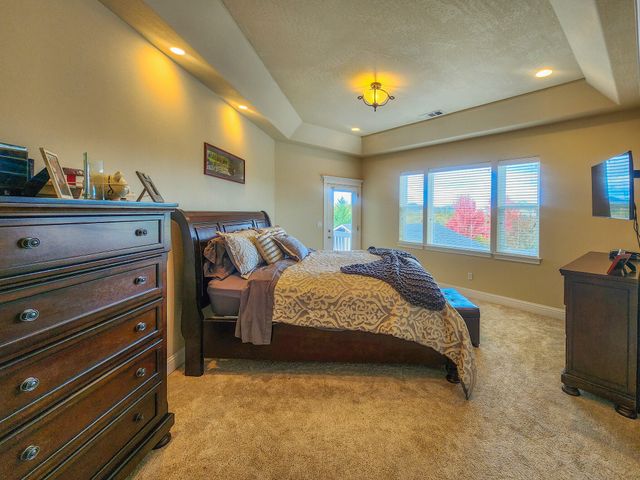 2568 SE Coriander Way, Grants Pass, OR 97527