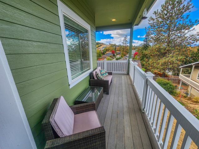 2568 SE Coriander Way, Grants Pass, OR 97527