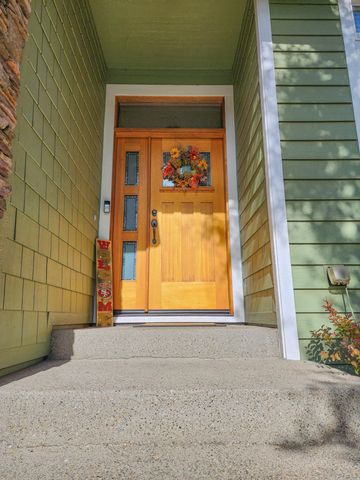 2568 SE Coriander Way, Grants Pass, OR 97527