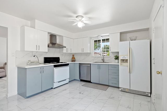 1816 Norman Way, Modesto, CA 95350