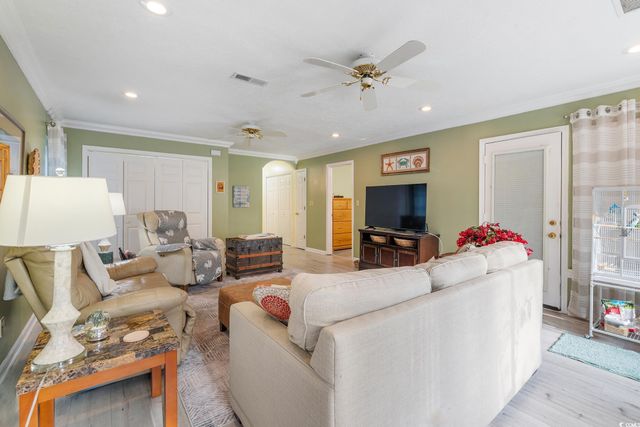 6674 Wisteria Dr., Myrtle Beach, SC 29588