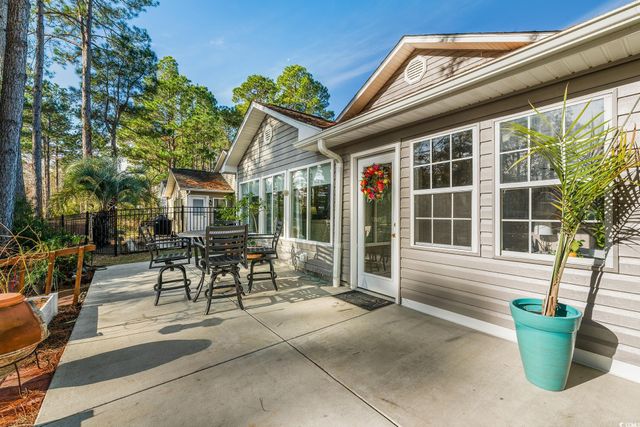 6674 Wisteria Dr., Myrtle Beach, SC 29588