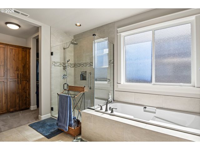 4502 Ne 118TH St, Vancouver, WA 98686