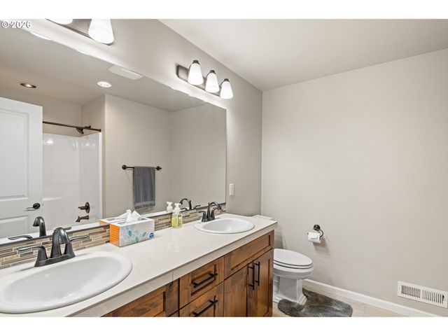 4502 Ne 118TH St, Vancouver, WA 98686