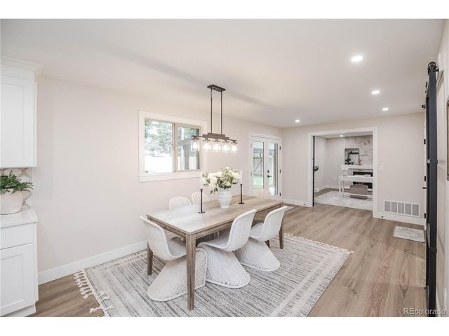 306 E Maplewood Ave, Littleton, CO 80121