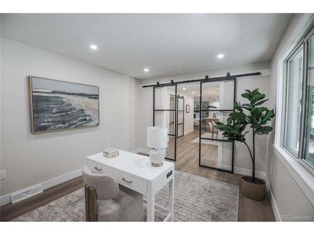 306 E Maplewood Ave, Littleton, CO 80121