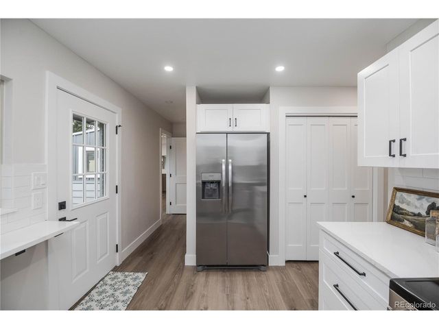 306 E Maplewood Ave, Littleton, CO 80121