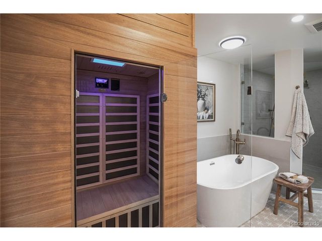 306 E Maplewood Ave, Littleton, CO 80121
