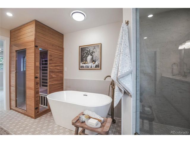 306 E Maplewood Ave, Littleton, CO 80121