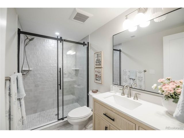 306 E Maplewood Ave, Littleton, CO 80121